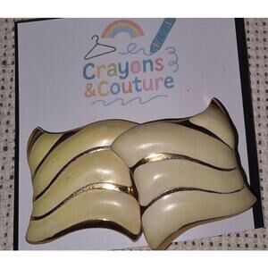 5/$18 Vintage Silver toned cream enamel Square Stud Pierced Earrings Costume